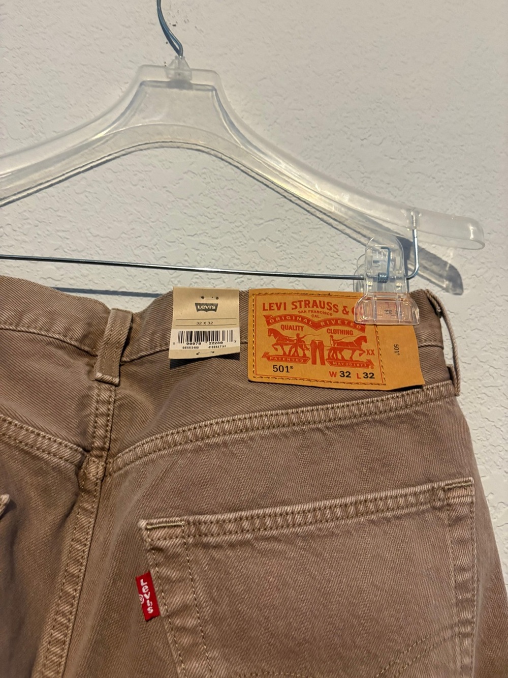 Levi's Straight Leg Jeans in Brown - Picture 8 of 8